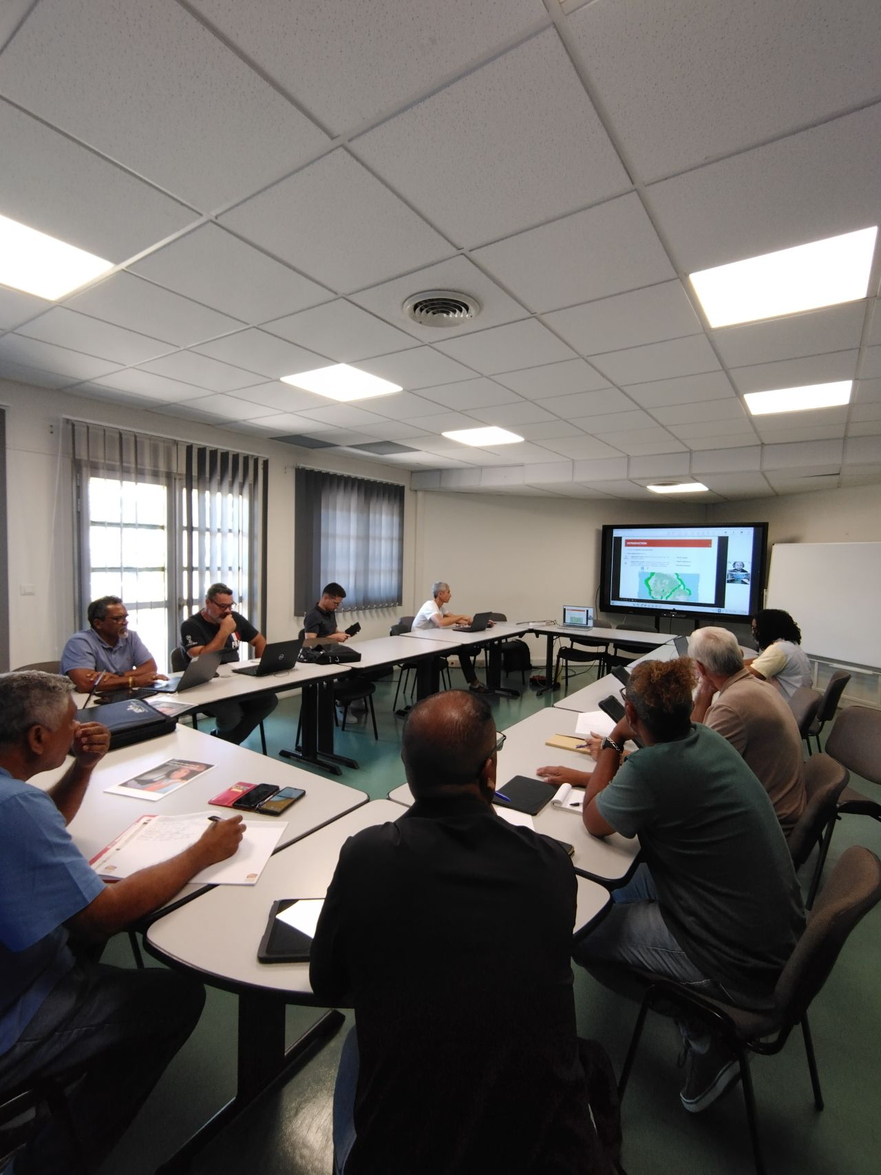 Formation à l’application GEROBA pour la signalisation routière à La Réunion par groupe gds